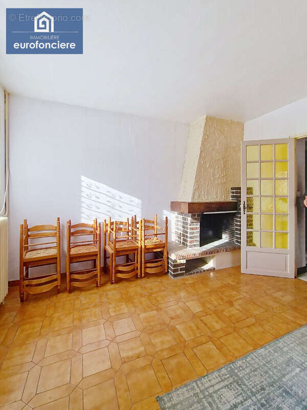 Maison à SAINT-LYE
