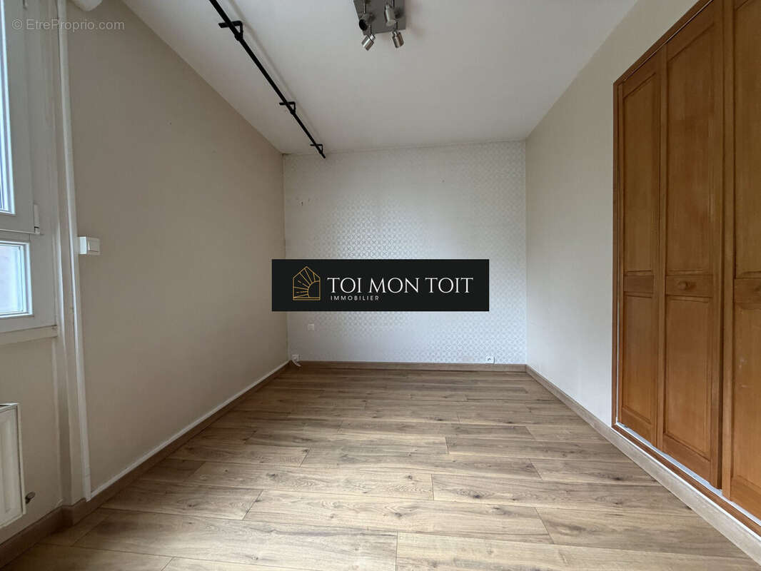 Appartement à SURVILLIERS
