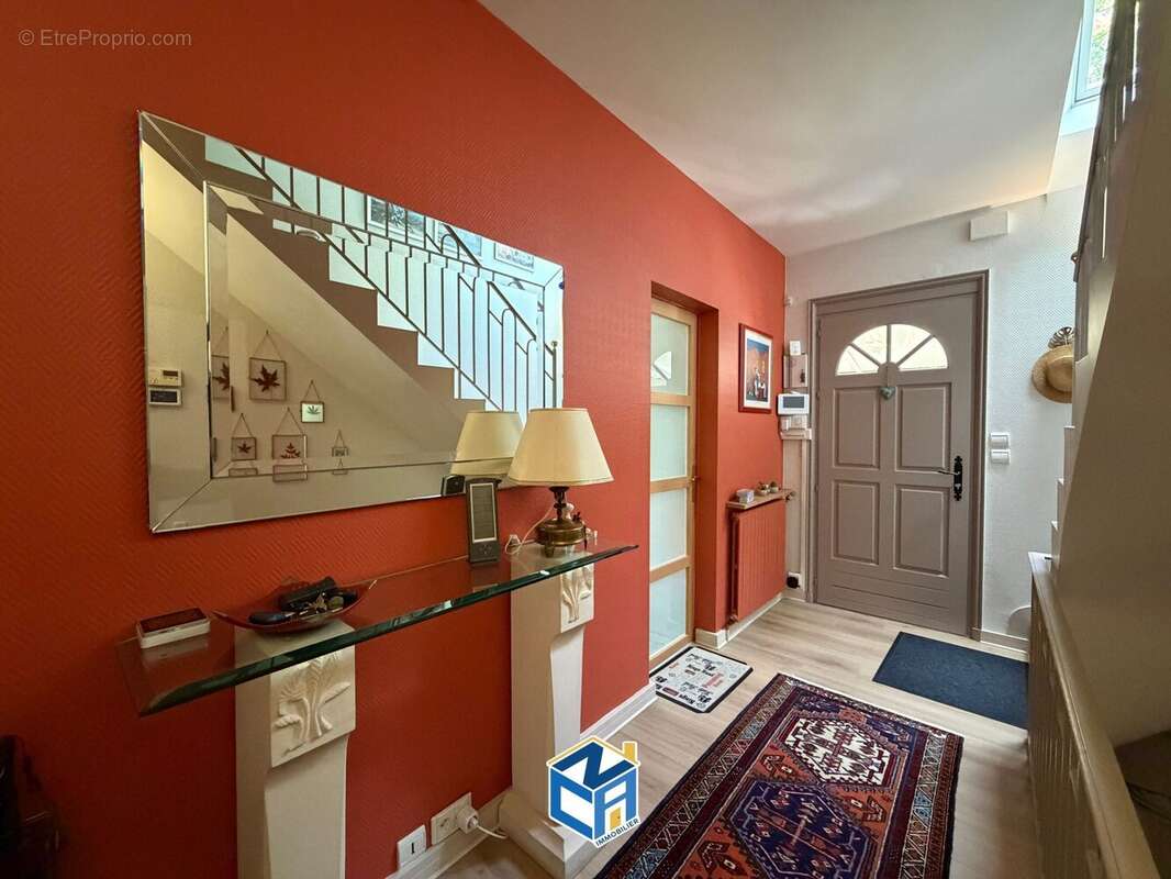 Maison à VEIGNE