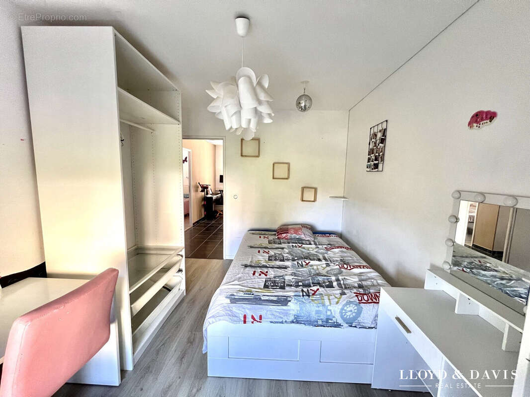 Maison 98 m² à Bagnols-En-Foret  - photo 8