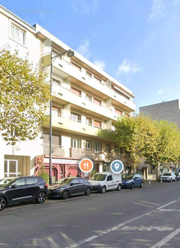 Parking à CHAMPIGNY-SUR-MARNE