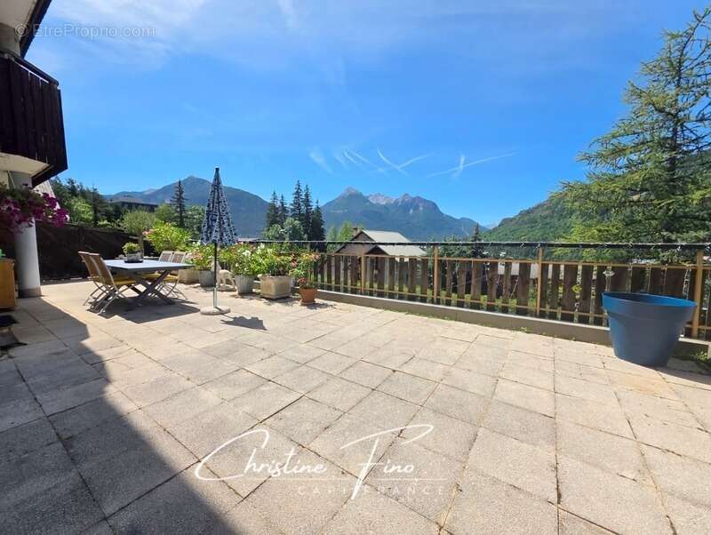 Briancon-serre chevalier t3 avec terrasse de 100m² - photo 8