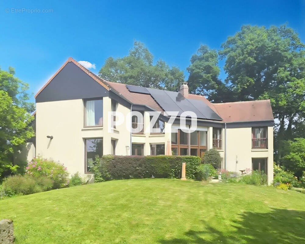 Maison à TRACY-BOCAGE