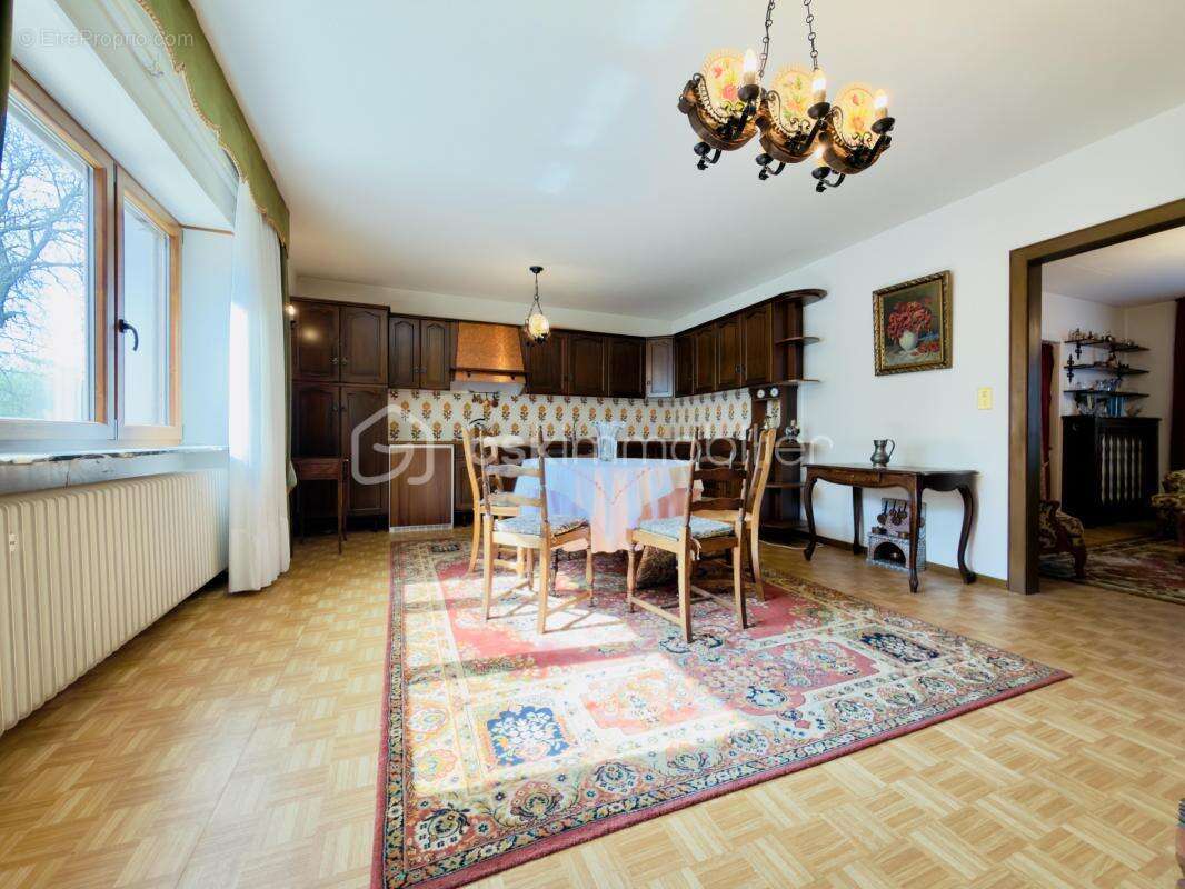 Propriété d’exception de 956 m² au cœur d’ETTING - photo 9
