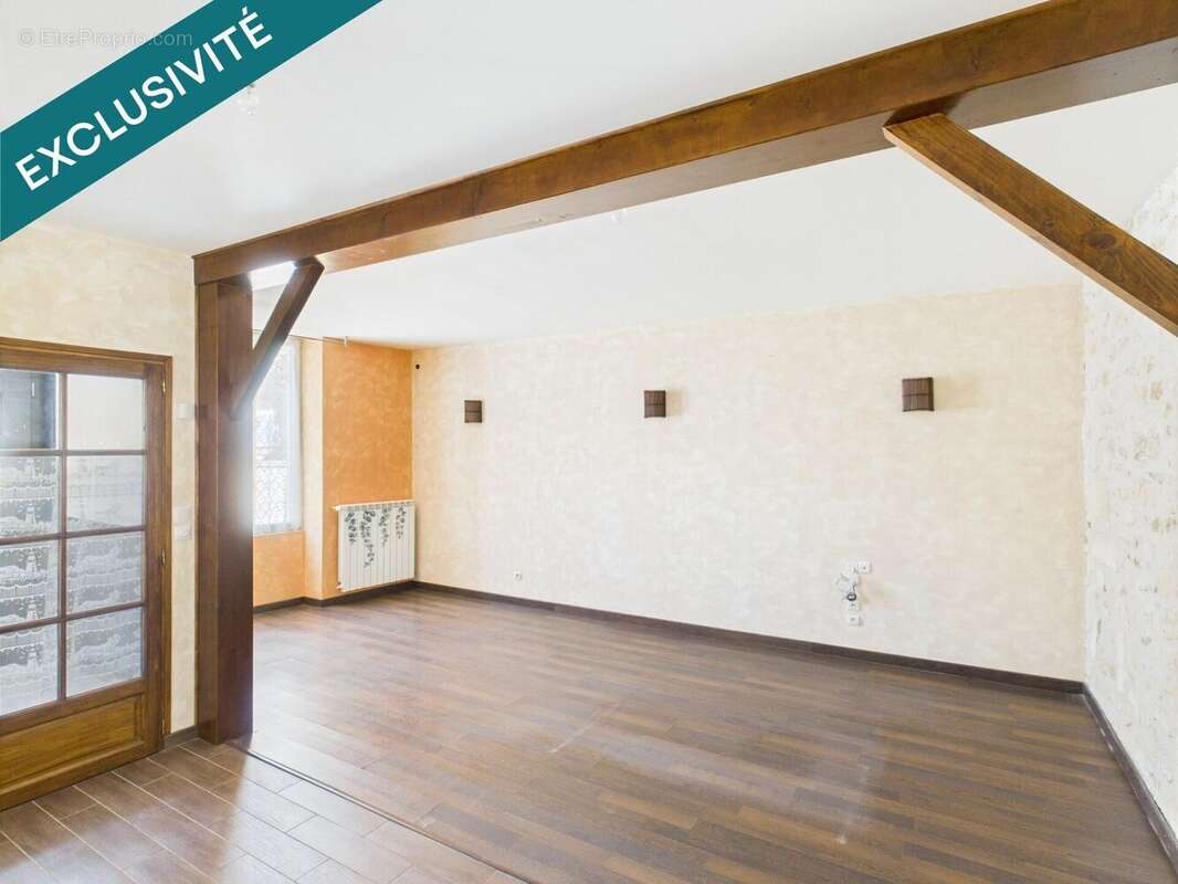 Photo 3 - Maison à SAINT-ROMAIN-DE-BENET