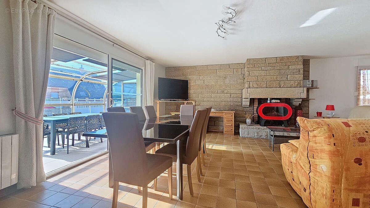 Maison à GOUVILLE-SUR-MER