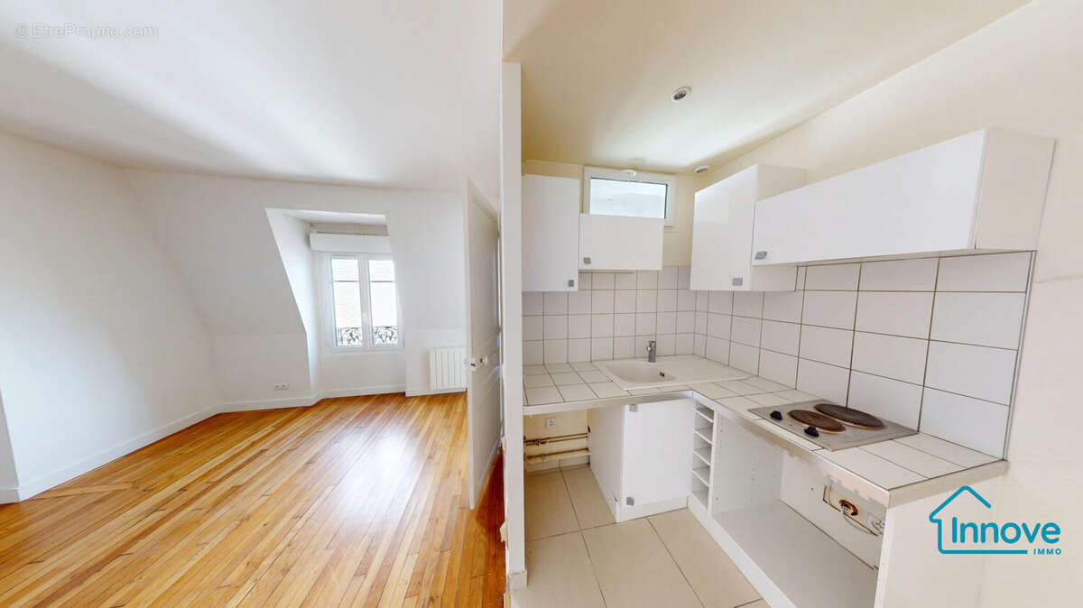Appartement à PARIS-14E