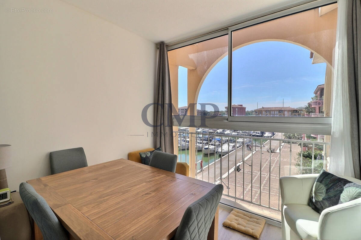 Appartement à LATTES