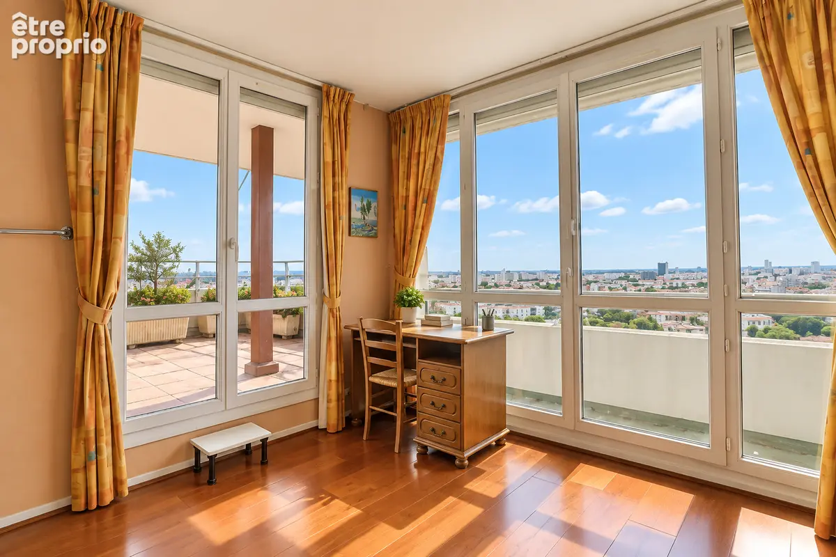 Colombes ! 4 pièces 75 m² avec terrasse 60 m² et vue panoramique Paris - photo 10