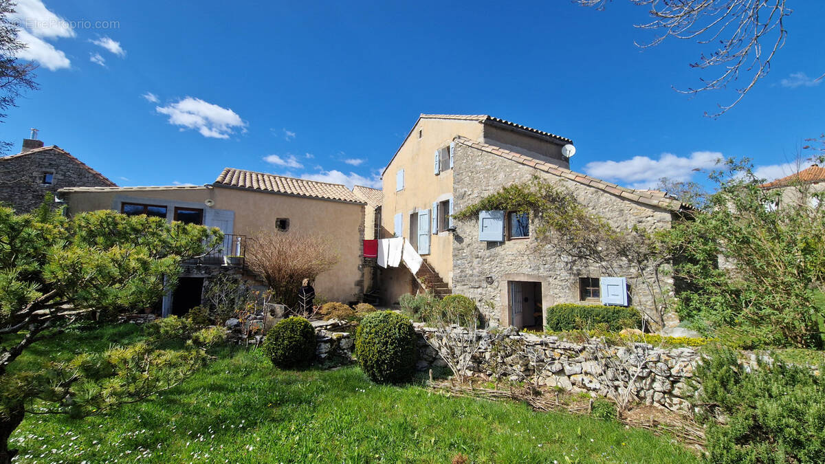 Maison à LE CAYLAR