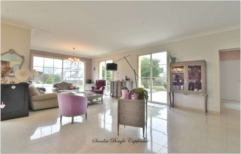 Maison à vendre 9 pièces  avec 5 chambres à LAVAL (53) - photo 3