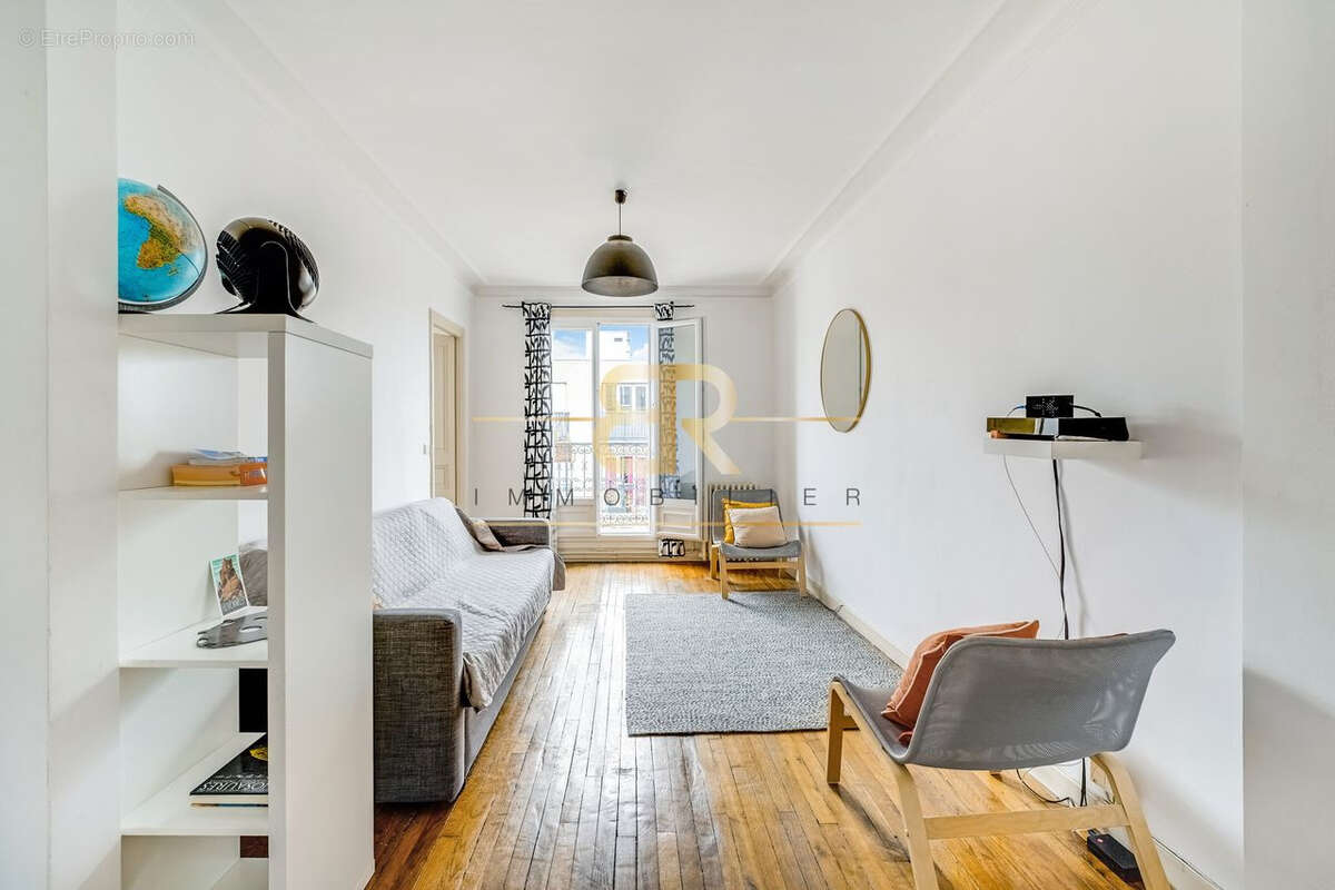 Appartement à PARIS-18E