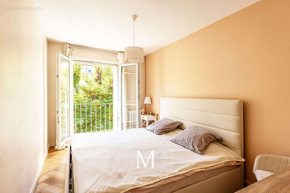 Appartement à MONTROUGE