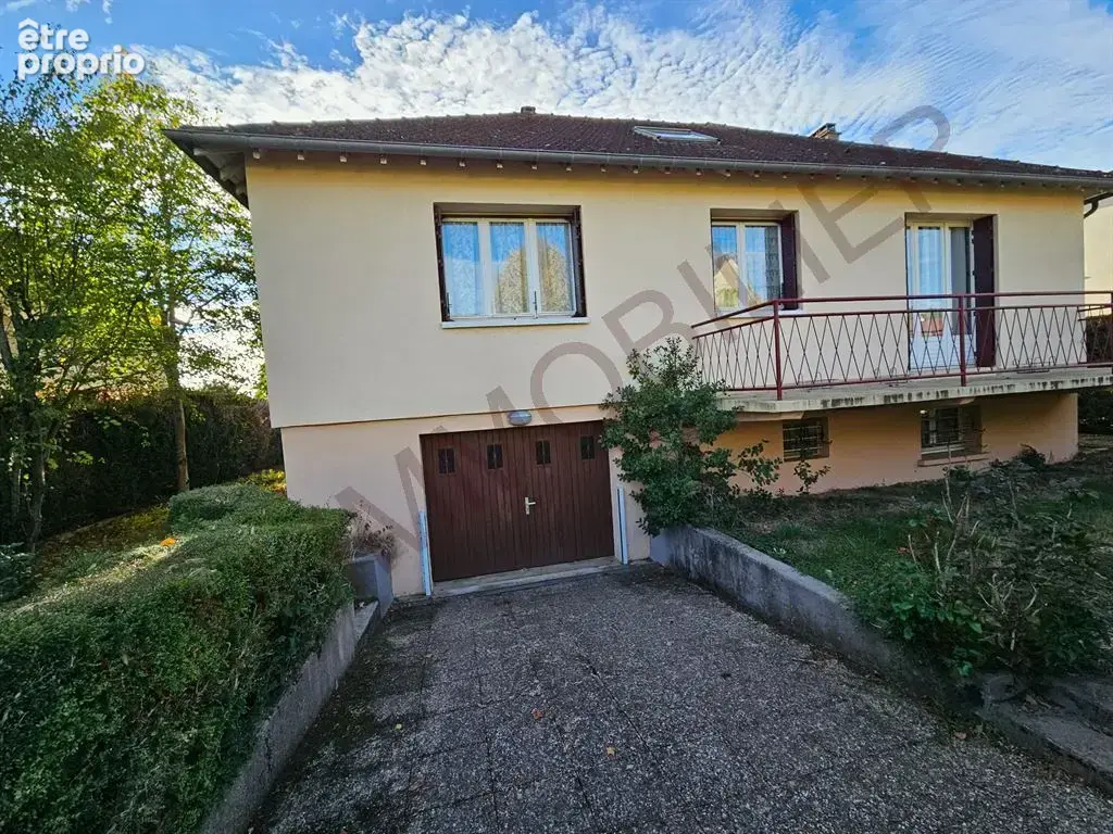PAVILLON édifié en 1964 sur 850m² terrain clos arboré AUXERRE 89000 BOURBOGNE NORD - photo 1