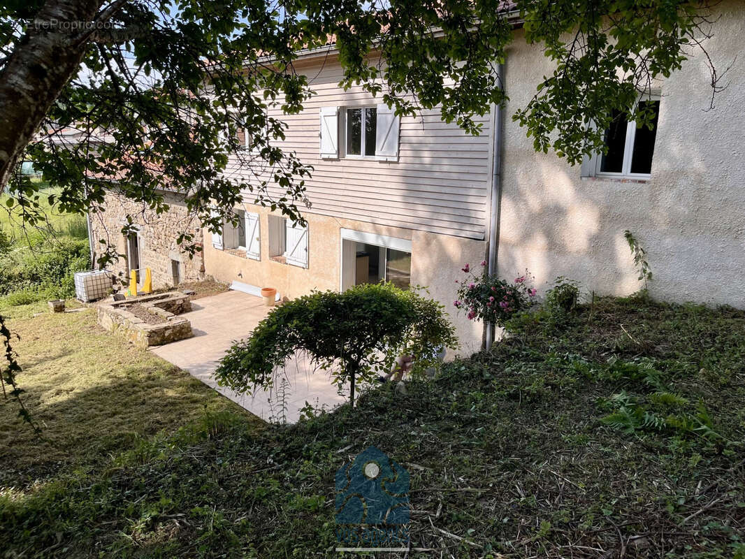Maison 5 pièces avec terrain, grange et terrasse - photo 16