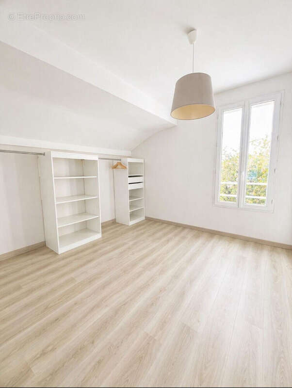 Maison Gonesse  4 pièce(s) 86.11 m2 - photo 4