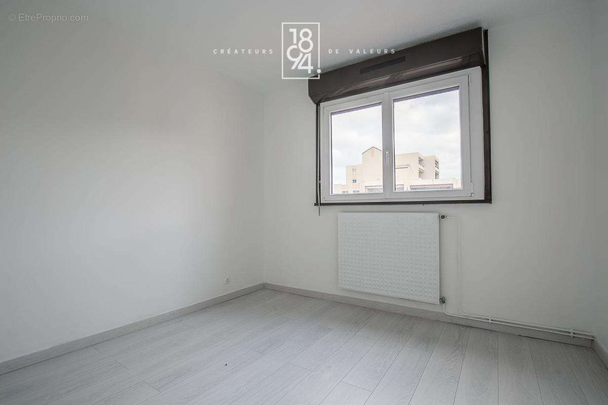 Appartement à MARSEILLE-12E