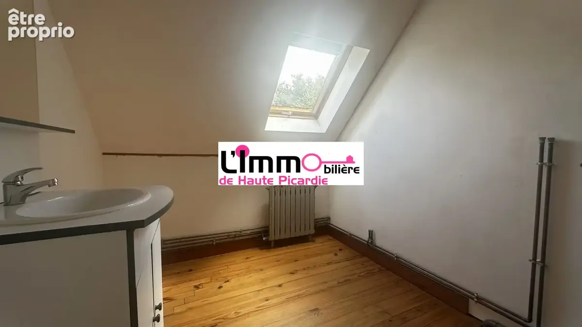 Maison 136 m² à Combles  - photo 8