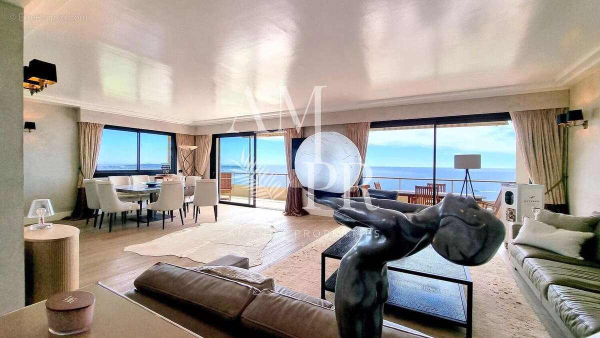 Luxueux appartement 3 pièces - Vue panoramique sur la mer - chambre de service - photo 6