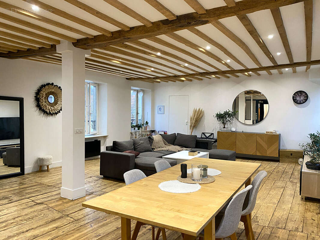 Appartement à SERAINCOURT