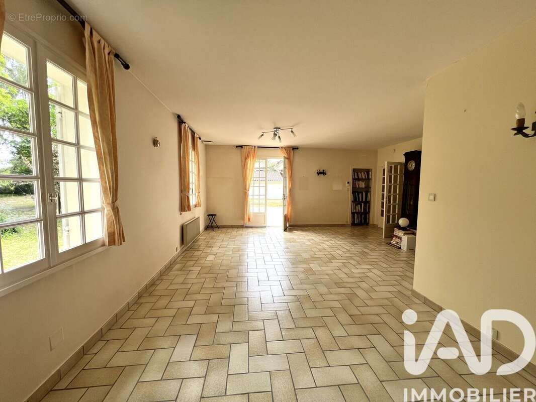Photo 3 - Maison à SAINTES
