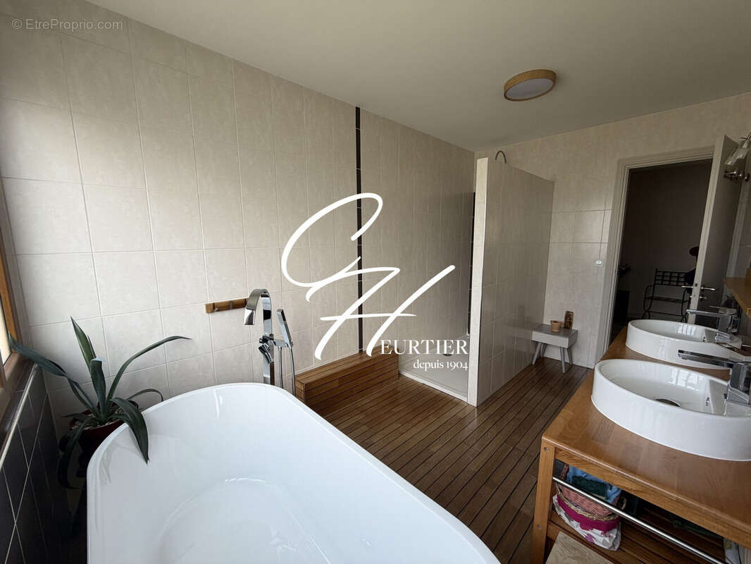 Appartement à ECHIROLLES
