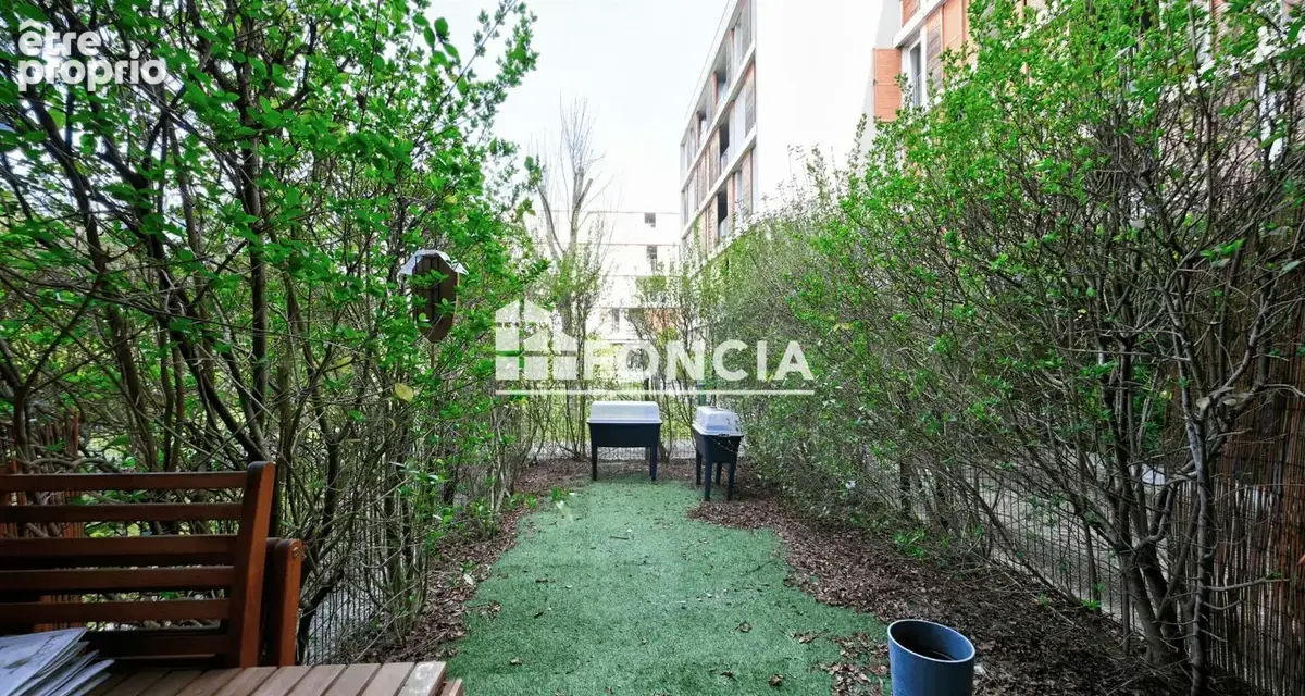 Cergy Préfecture, F2  vendu loué avec jardin et parking sous-sol - photo 2