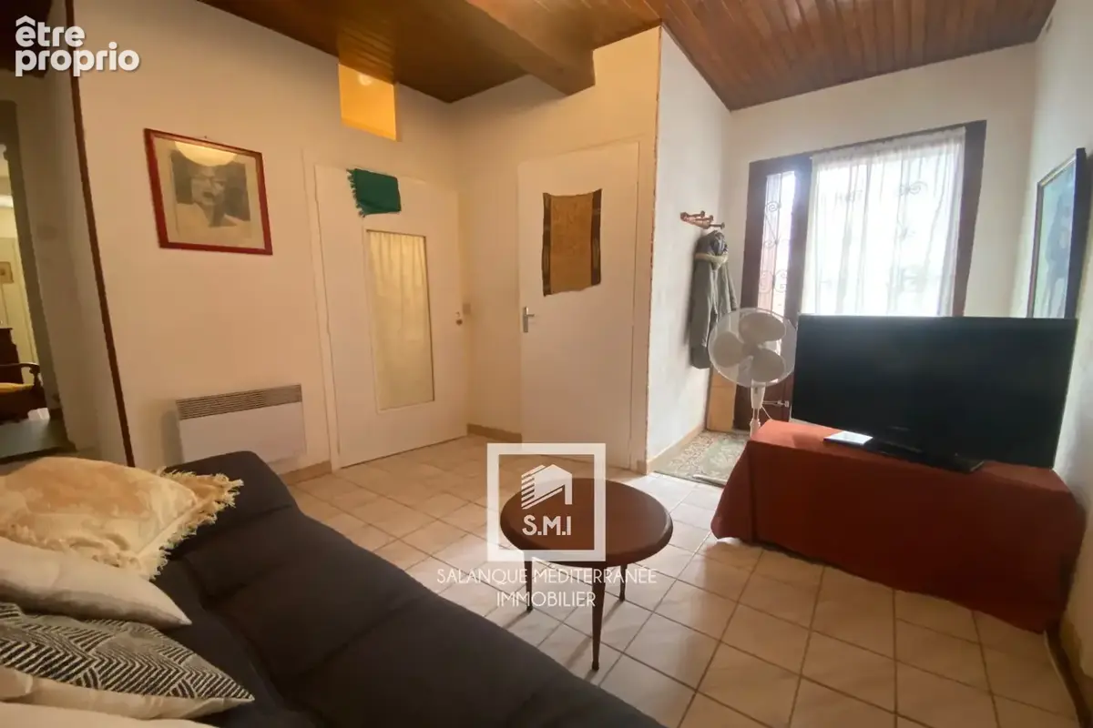 Maison 111 m² à Saint-Laurent-De-La-Salanque  - photo 6