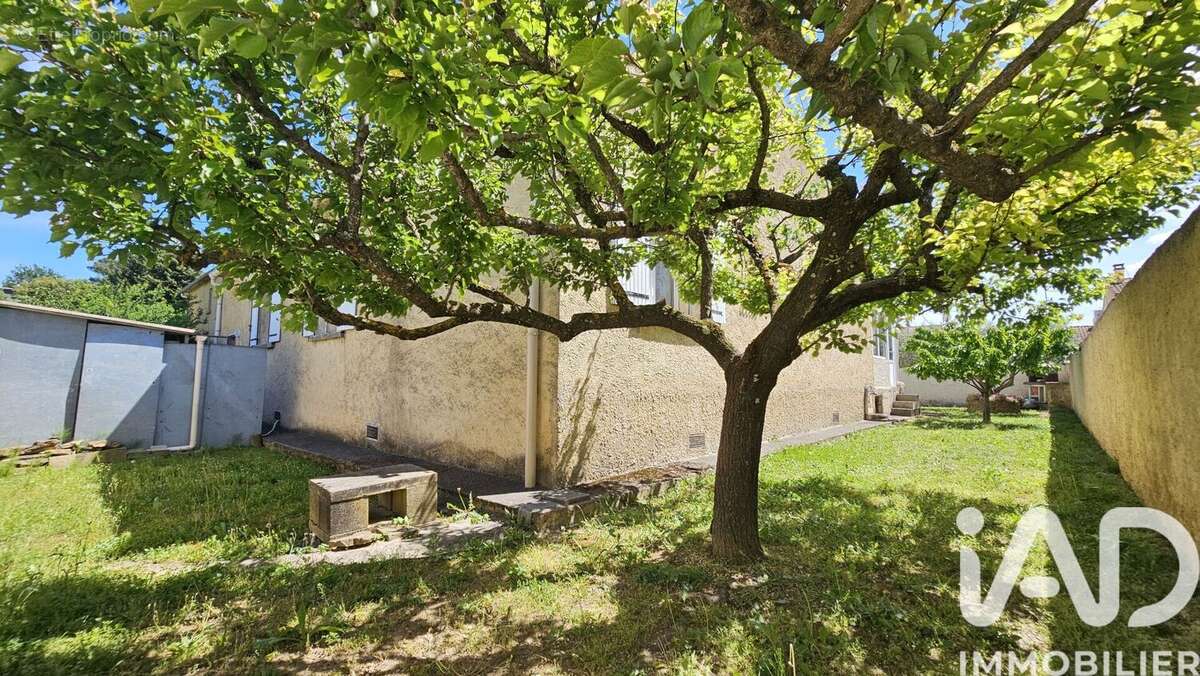 Photo 2 - Maison à BAGNOLS-SUR-CEZE