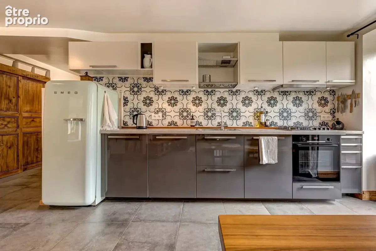 CHAMONIX - Un appartement moderne et lumineux avec terrasse privée. - photo 5