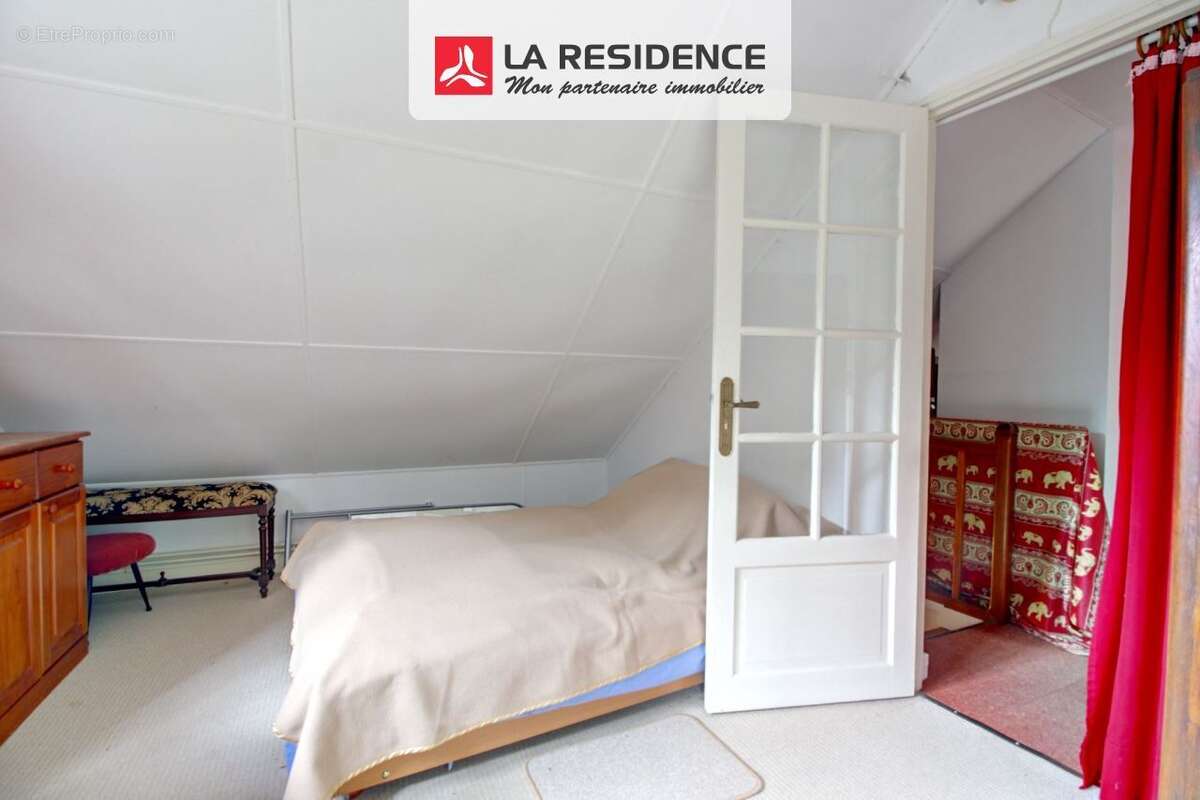 Maison à BONNIERES-SUR-SEINE