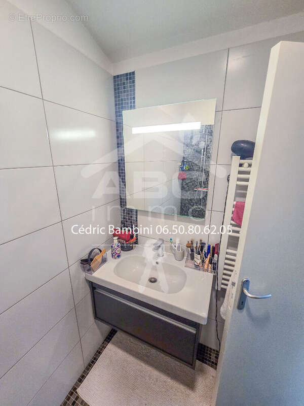Appartement à MARSEILLE-12E