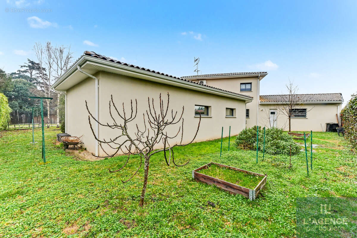Maison à VENERQUE
