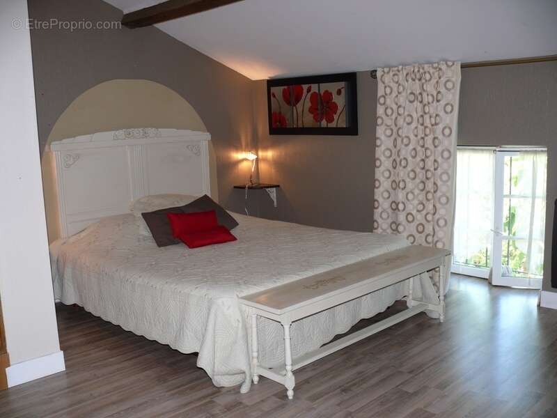 Maison à SAINTE-BAZEILLE