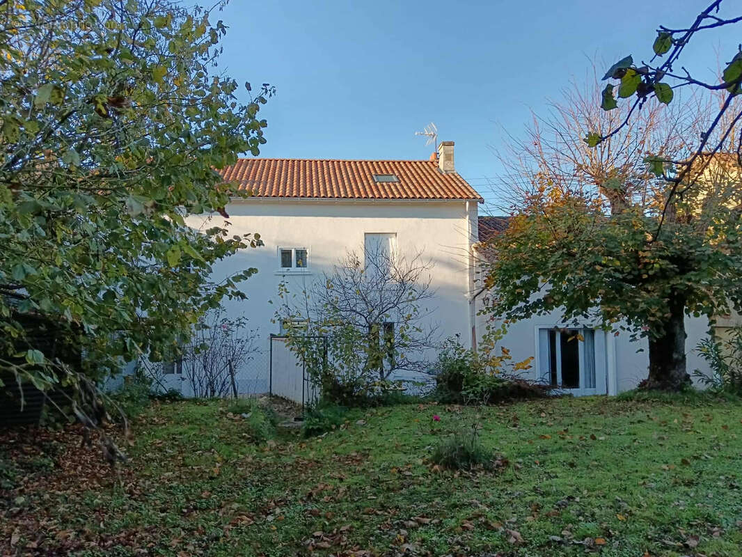 Ensemble immobilier de 2 habitations en centre ville - photo 16