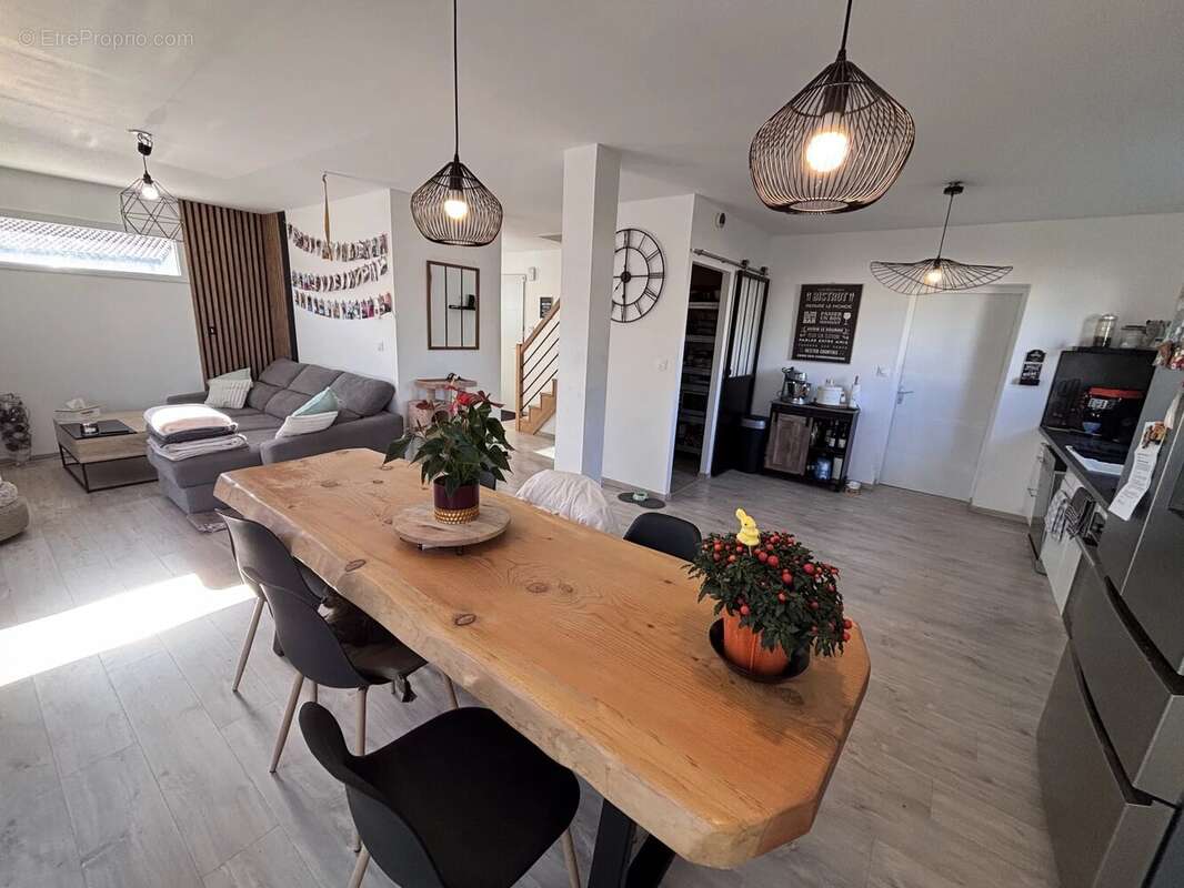 Maison à SAINT-JEAN-DU-FALGA