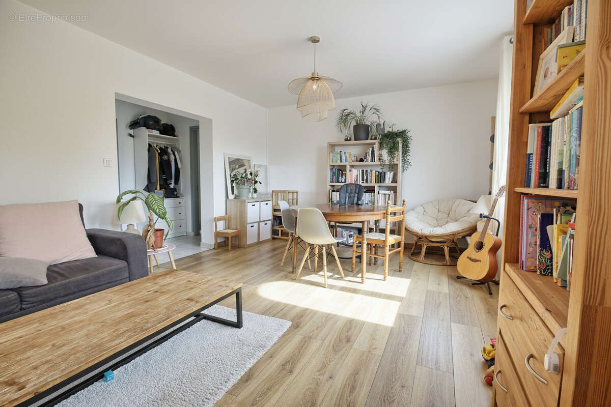 Appartement à BORDEAUX