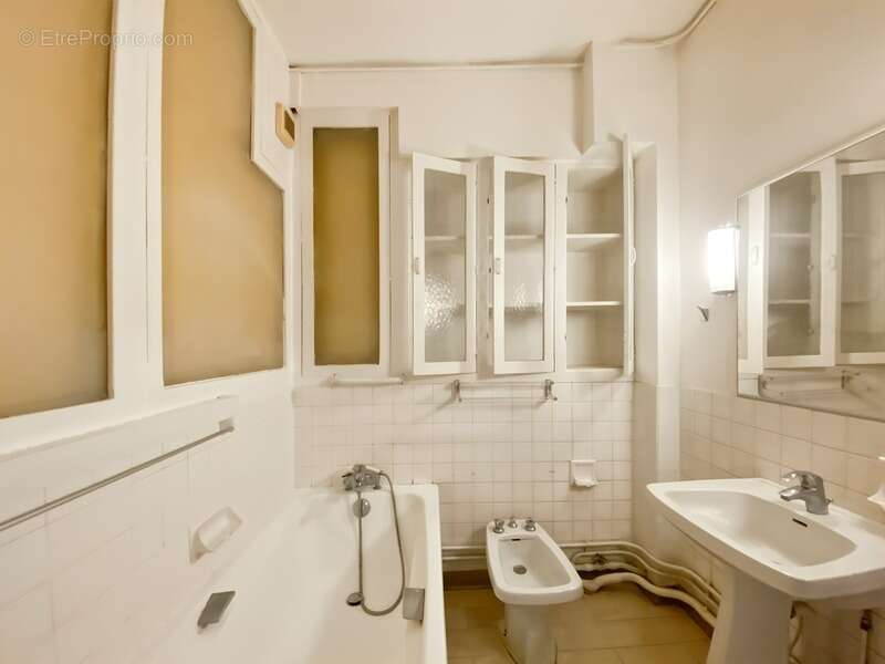 Appartement à VERSAILLES