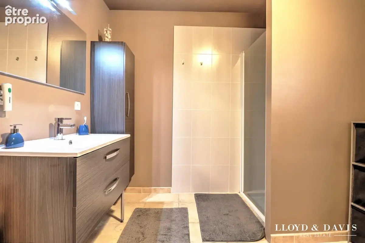 Maison 130 m² à Mejannes-Le-Clap  - photo 8