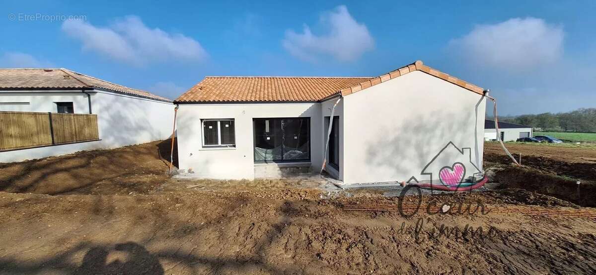 Maison à LE MAY-SUR-EVRE