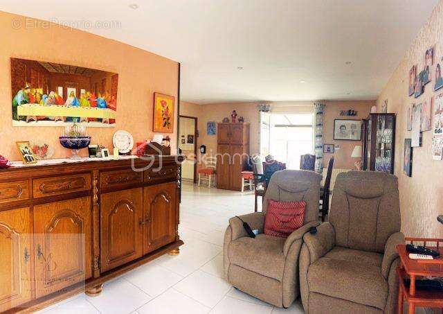 Maison à BOURBERAIN