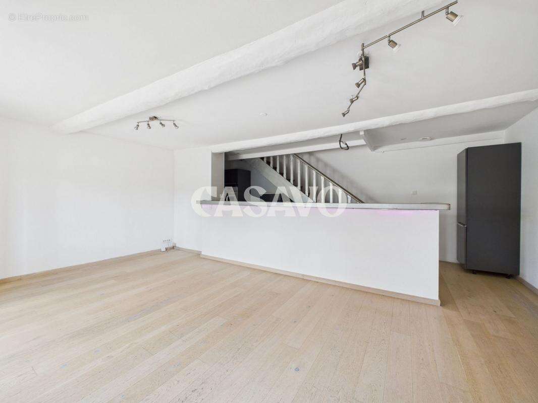 Appartement à SAINT-SYMPHORIEN-D&#039;OZON