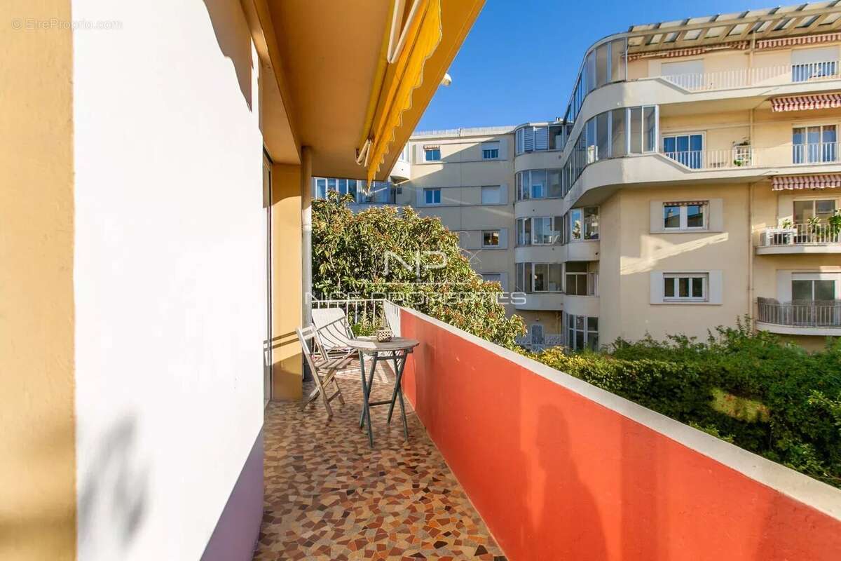 Appartement à NICE