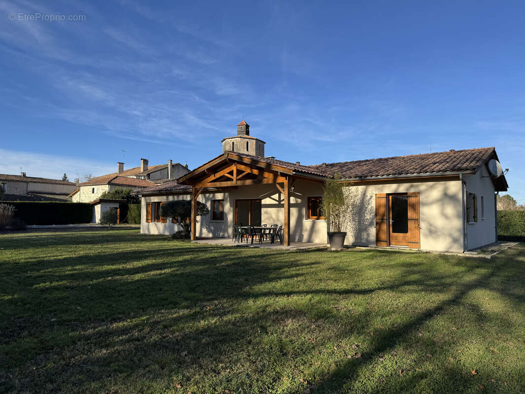 Maison à CASTELJALOUX