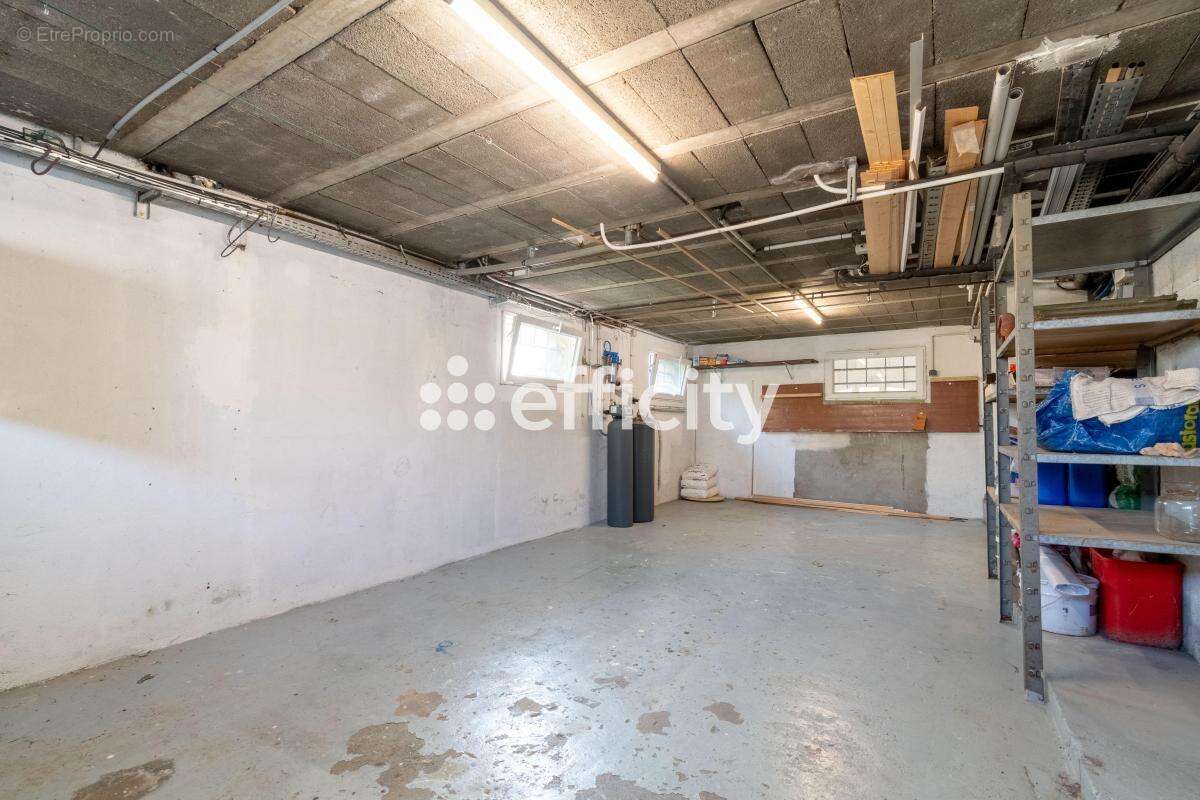 Maison à VILLENEUVE-LE-ROI