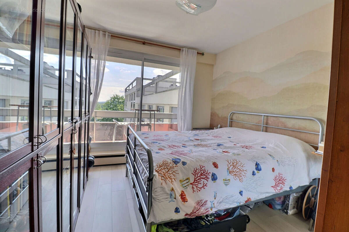 Appartement à MAREIL-MARLY