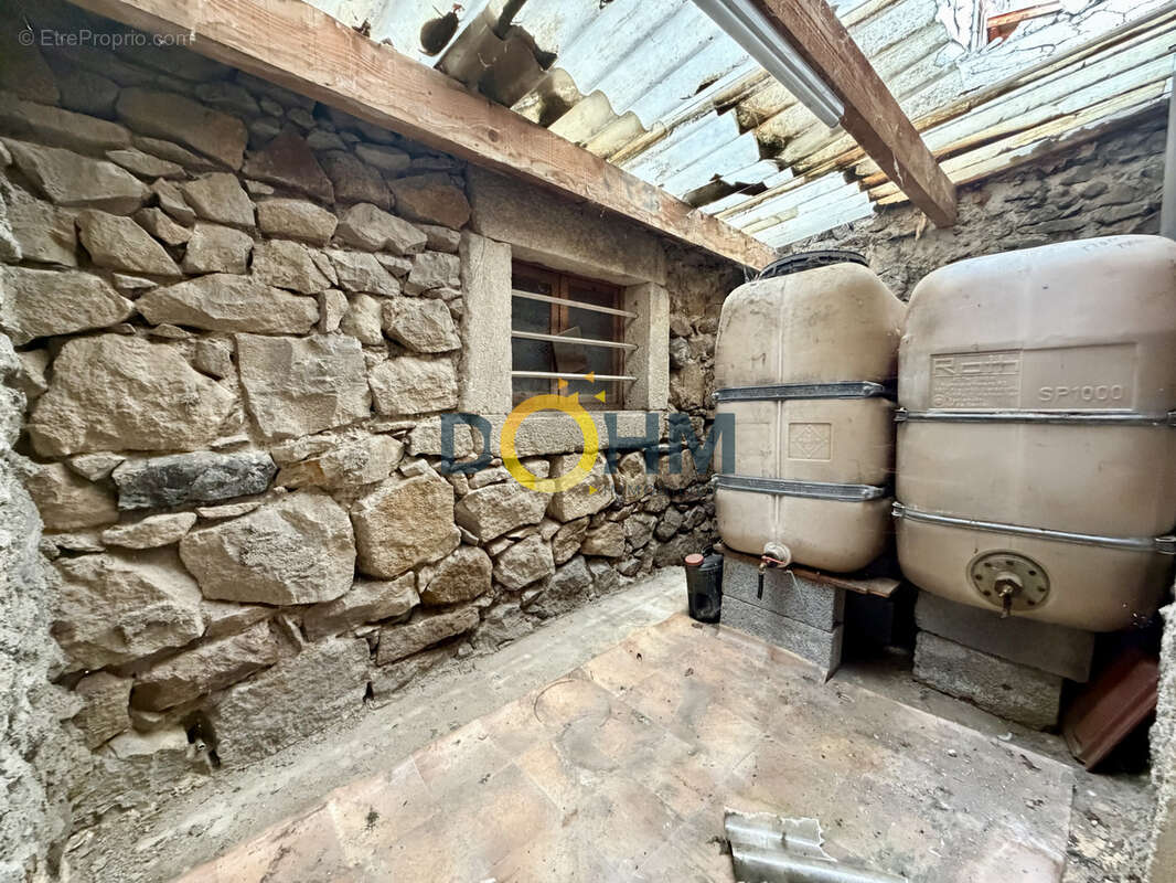 Maison à BRIVES-CHARENSAC