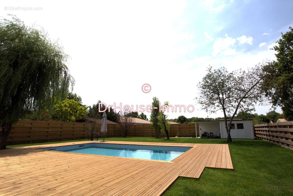 Maison à SAINT-SULPICE-ET-CAMEYRAC