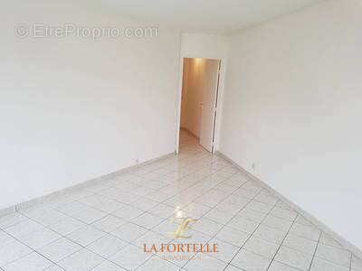 Appartement à HOUDAN