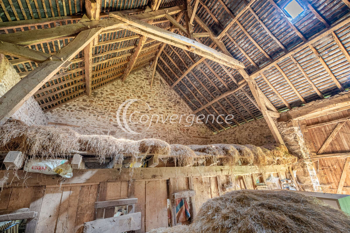 Maison à SAINT-PRIEST-LIGOURE